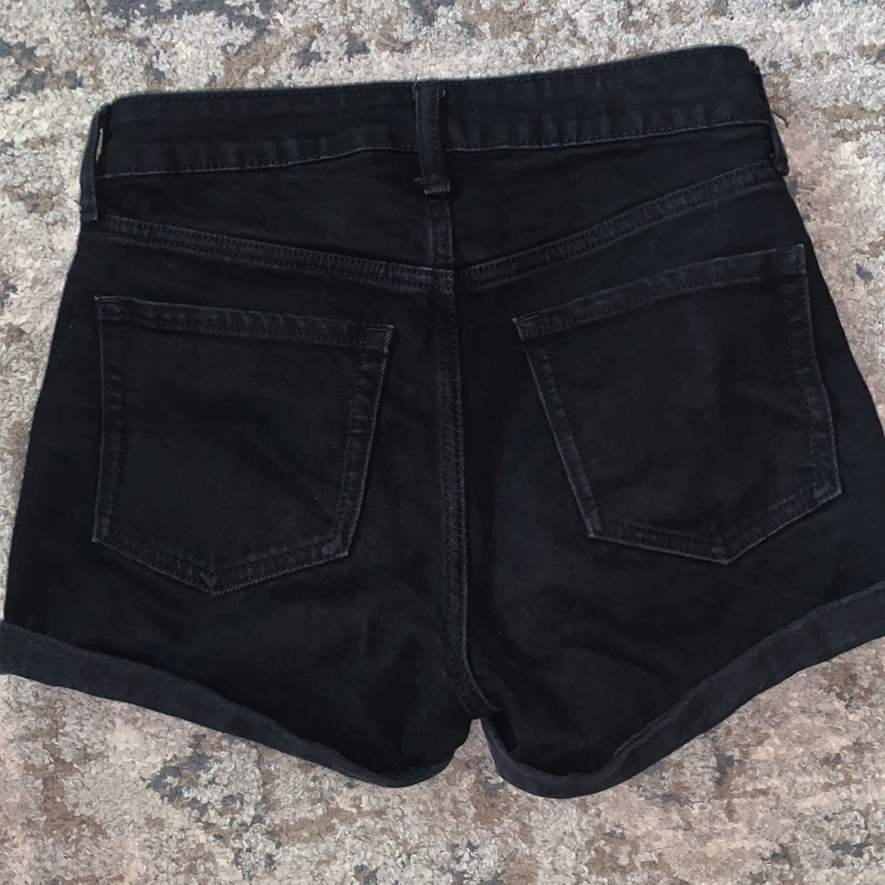 Shorts - Picture 4 of 4